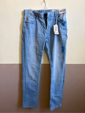Light Wash Men’s Jeans - Unbranded
